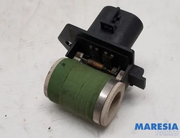 FIAT 500 2 generation (2008-2024) Interior Heater Resistor 0051799359,51799359 27823221