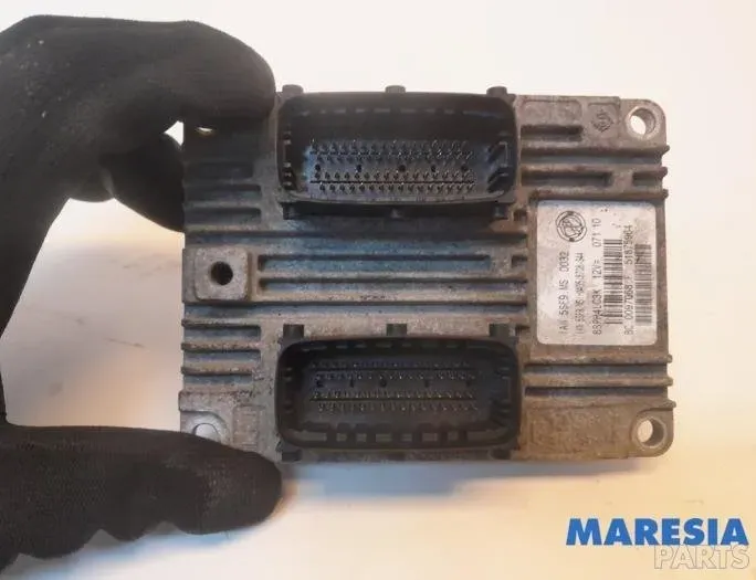 FIAT 500 2 generation (2008-2024) Engine Control Unit ECU 27917165