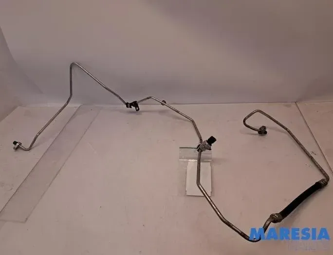 RENAULT Clio 4 generation (2012-2020) AC Hose Pipe 924401488R,924403126R,924406095R,924404971R 28503782