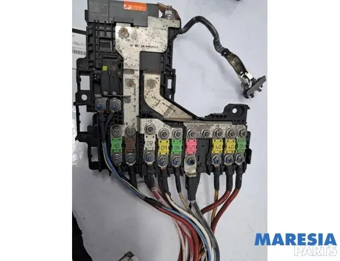 CITROËN DS4 1 generation (2010-2016) Fuse Box 9665878080,6500JE,9665878180,9666817380 33143675