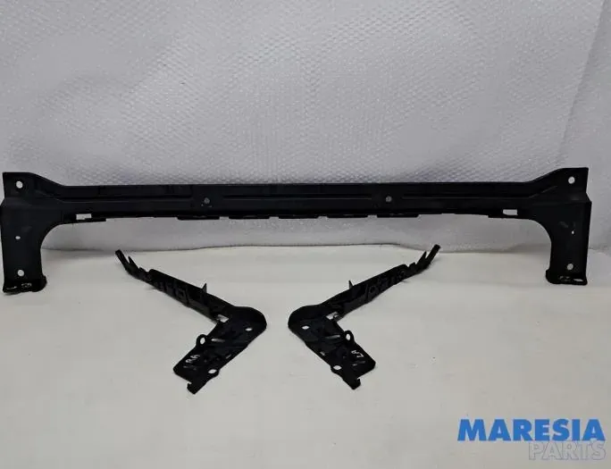 ALFA ROMEO 159 1 generation (2005-2011) Держатель заднего бампера правый 60695321,50504187,50504186,60688681,60688691,60688692 34359499