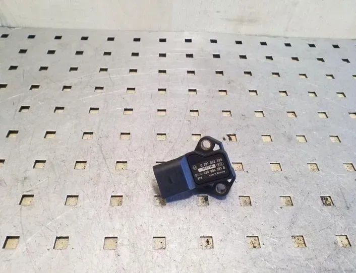 AUDI A2 8Z (1999-2005) MAP Sensor 0281002399,038906051B 26076618