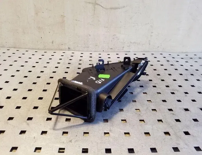 OPEL Zafira C (2012-2016) Center console air vents 330188061,20885182 26148657