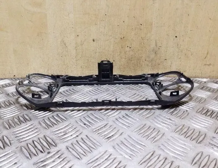 VOLKSWAGEN Golf Plus 2 generation (2009-2014) Music Player Trim 5M0858071K 26182760