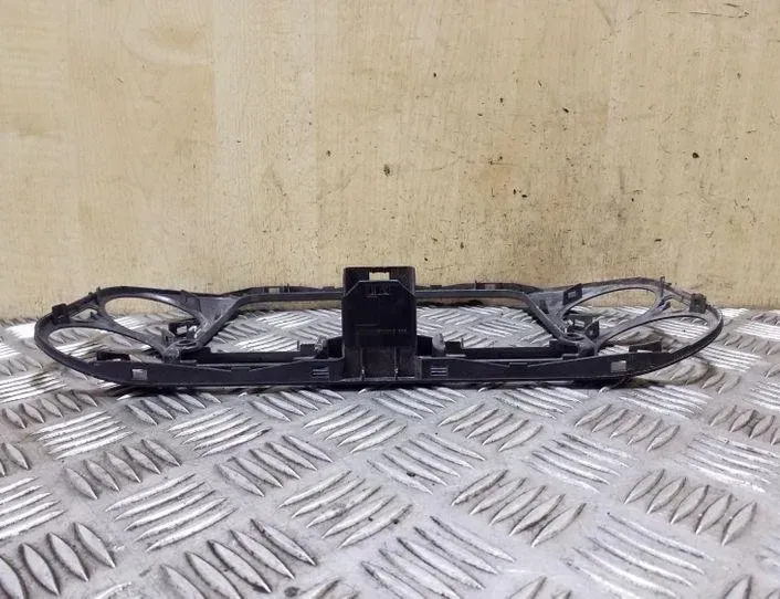 VOLKSWAGEN Golf Plus 2 generation (2009-2014) Music Player Trim 5M0858071K 26182760