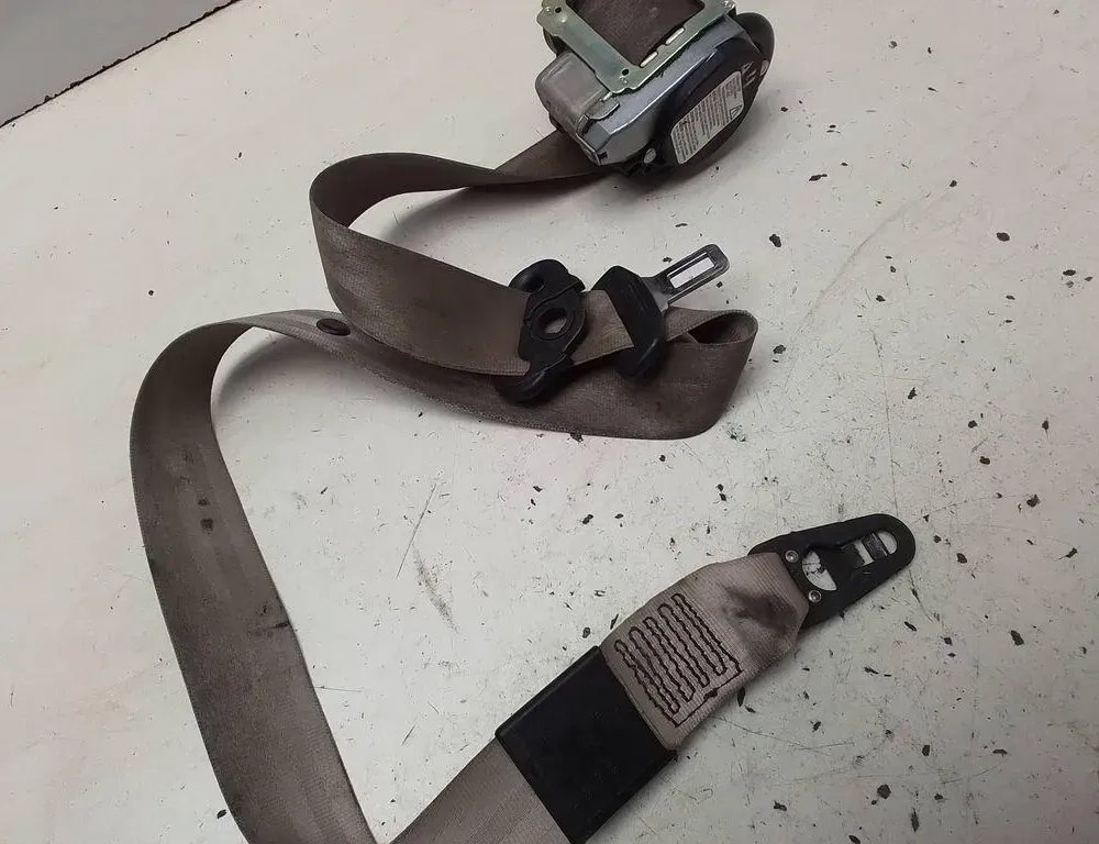 AUDI A4 B6/8E (2000-2005) Front Left Seatbelt 8E0857705F,125052004,601919700C 34188923