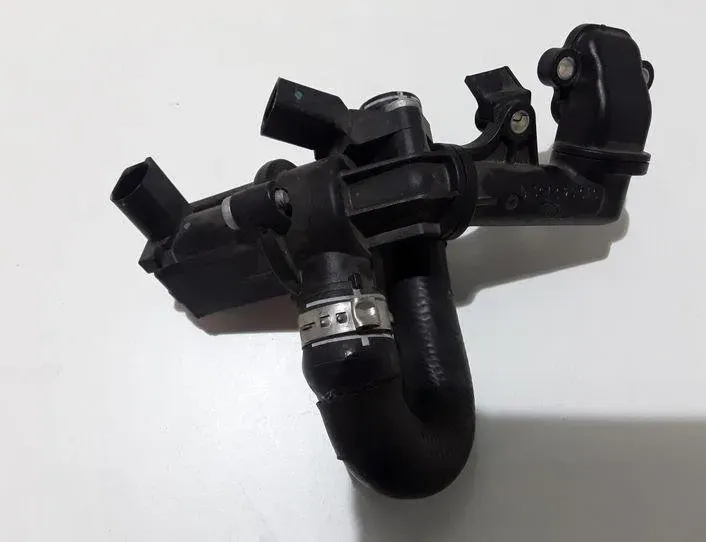 AUDI A8 D4/4H (2010-2018) Другие части внутренние двигателя 06H145710D,0261230279 22678254