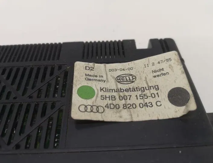 AUDI A8 D2/4D (1994-2002) Other Control Units 4D0820043C,5HB00715501 22716409