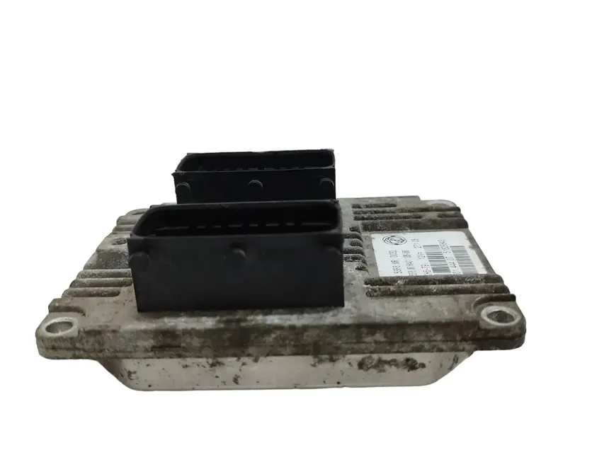 FIAT 500 2 generation (2008-2024) Engine Control Unit ECU 51829843 29483780