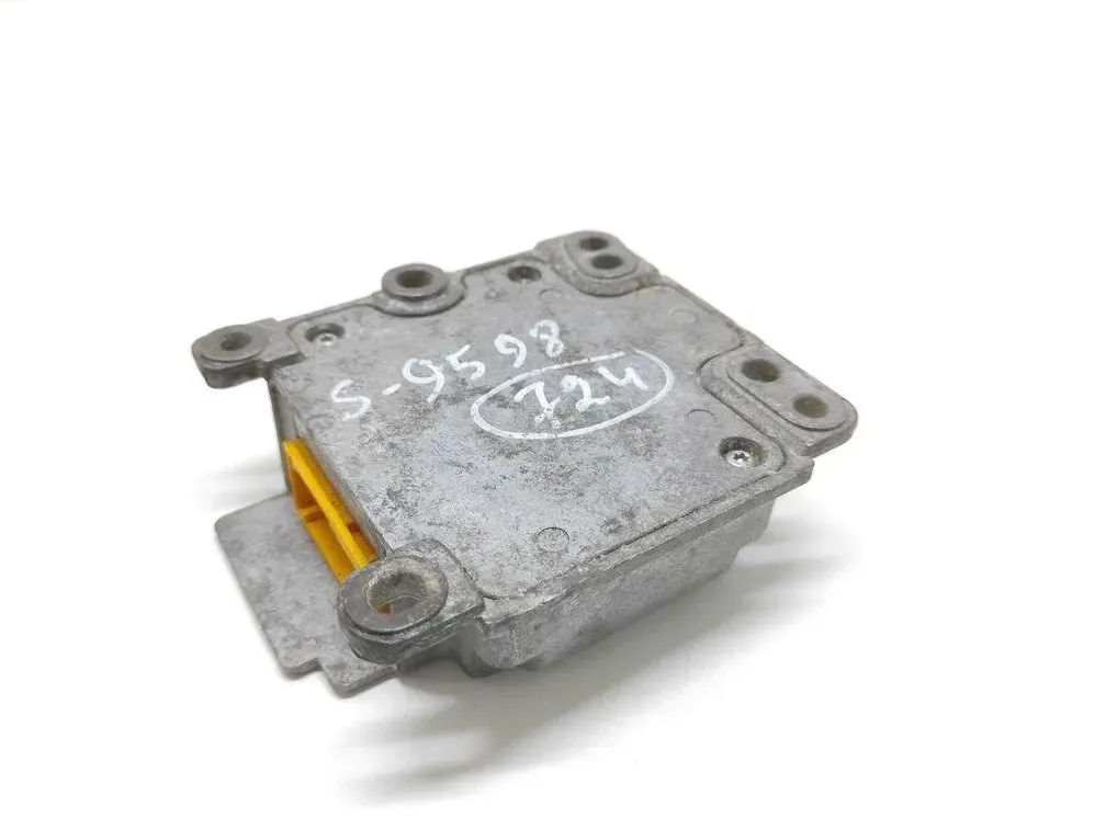 SAAB 95 1 generation (1959-1977) SRS Control Unit 05014212 31421174