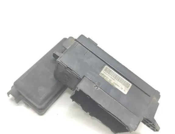 MINI Cooper R50 (2001-2006) Fuse Box 14266410PL 31580715