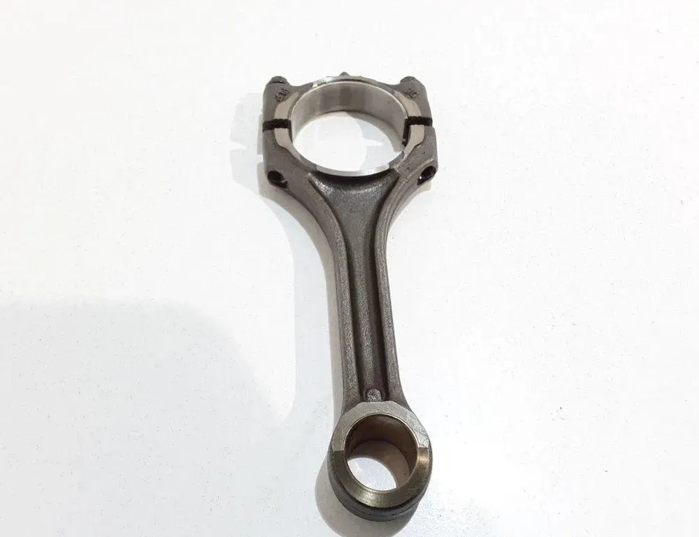 AUDI RS 7 4G (2013-2018) Connecting Rod R079M 32050984