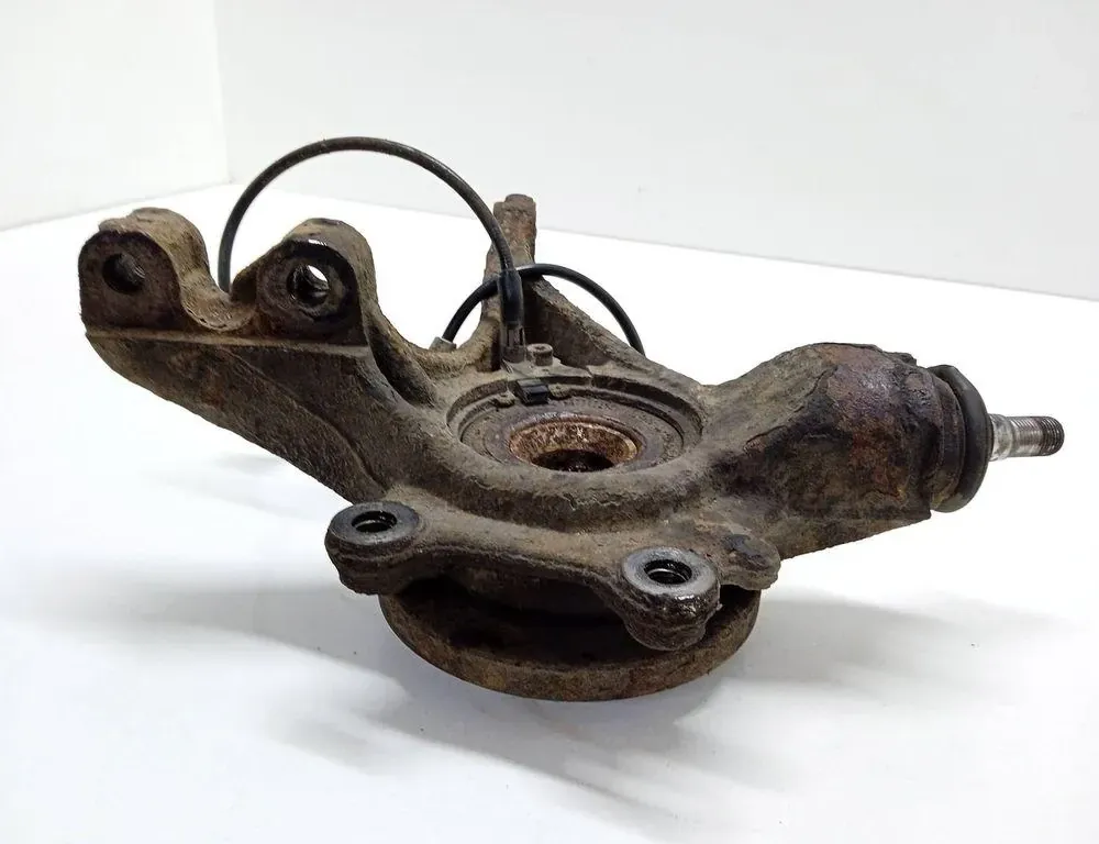 CITROËN C4 Picasso 1 generation (2006-2013) Front Right Wheel Hub 33382124