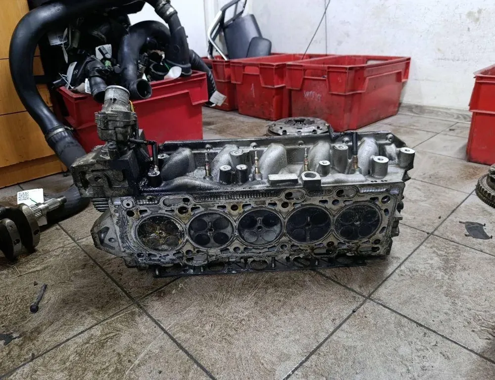 VOLVO V70 3 generation (2007-2020) Голова двигателя P0008687844 34530220