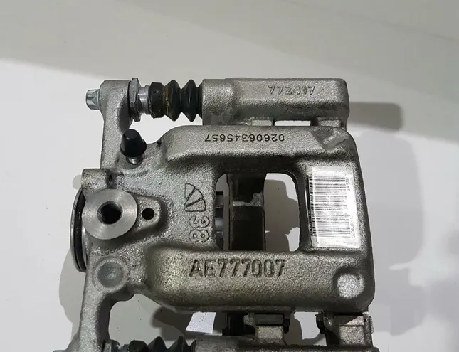 OPEL Grandland X 1 generation (2017-2023) задний правый суппорт 95525380,1608998980 30217446