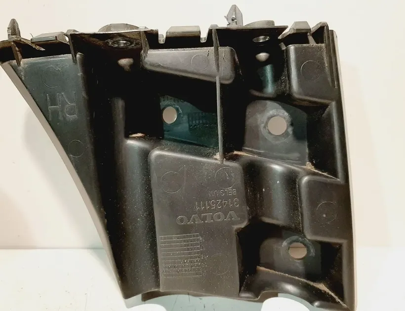 VOLVO V40 Cross Country 1 generation (2012-2020) Front Right Bumper Bracket 31425111 30223398