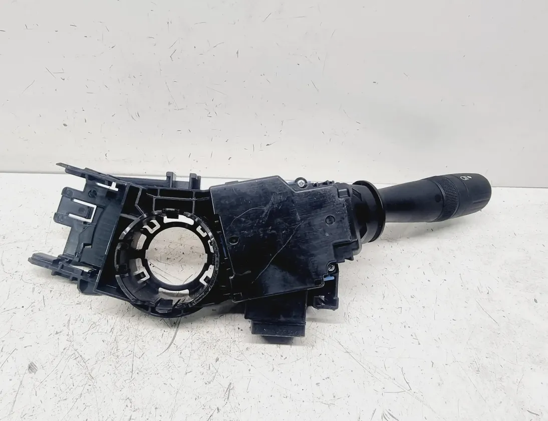 TOYOTA RAV4 5 generation (XA50) (2018-2024) Wiper Control 8414033250 30226465