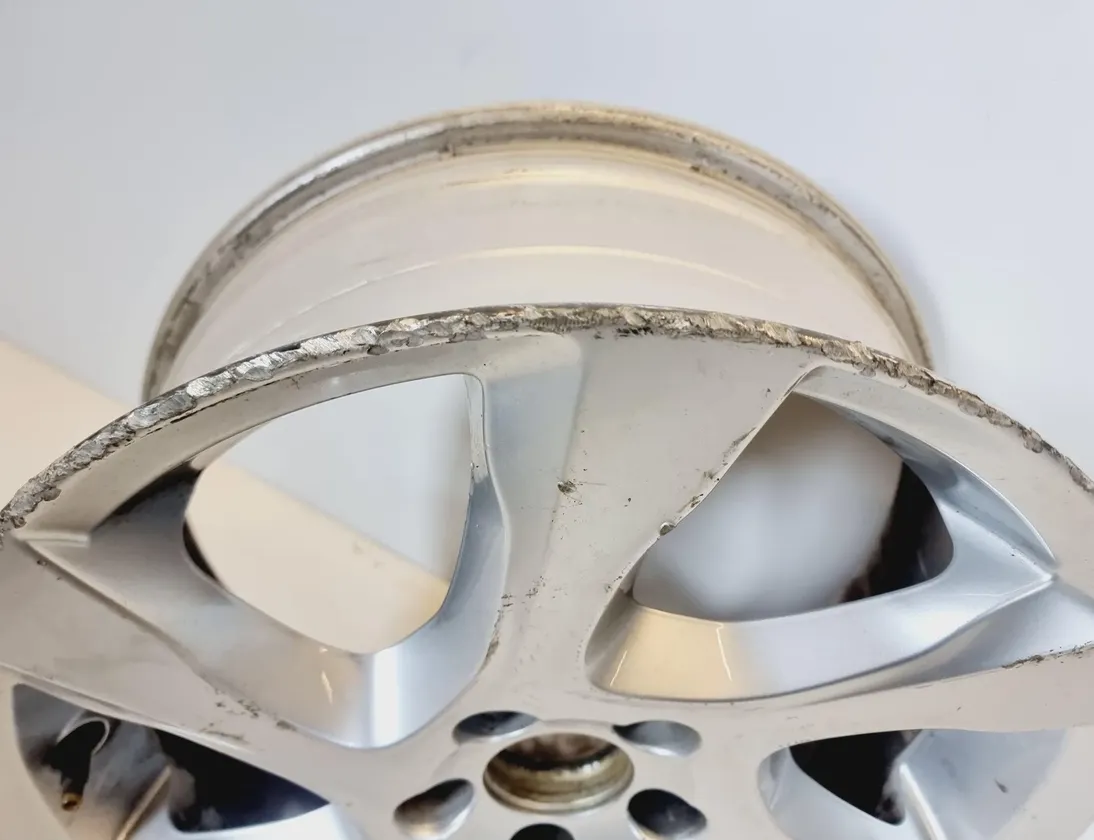 VOLVO V40 Cross Country 1 generation (2012-2020) Wheel Set 31400828 30226933