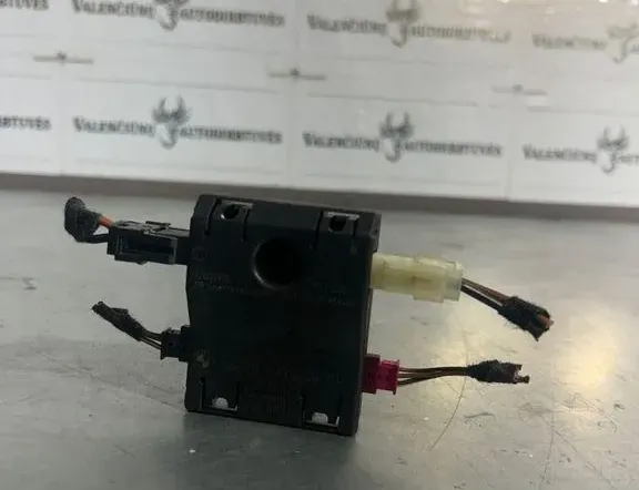 BMW 3 Series E90/E91/E92/E93 (2004-2013) Antenna control unit 10819610,6934648 35311176