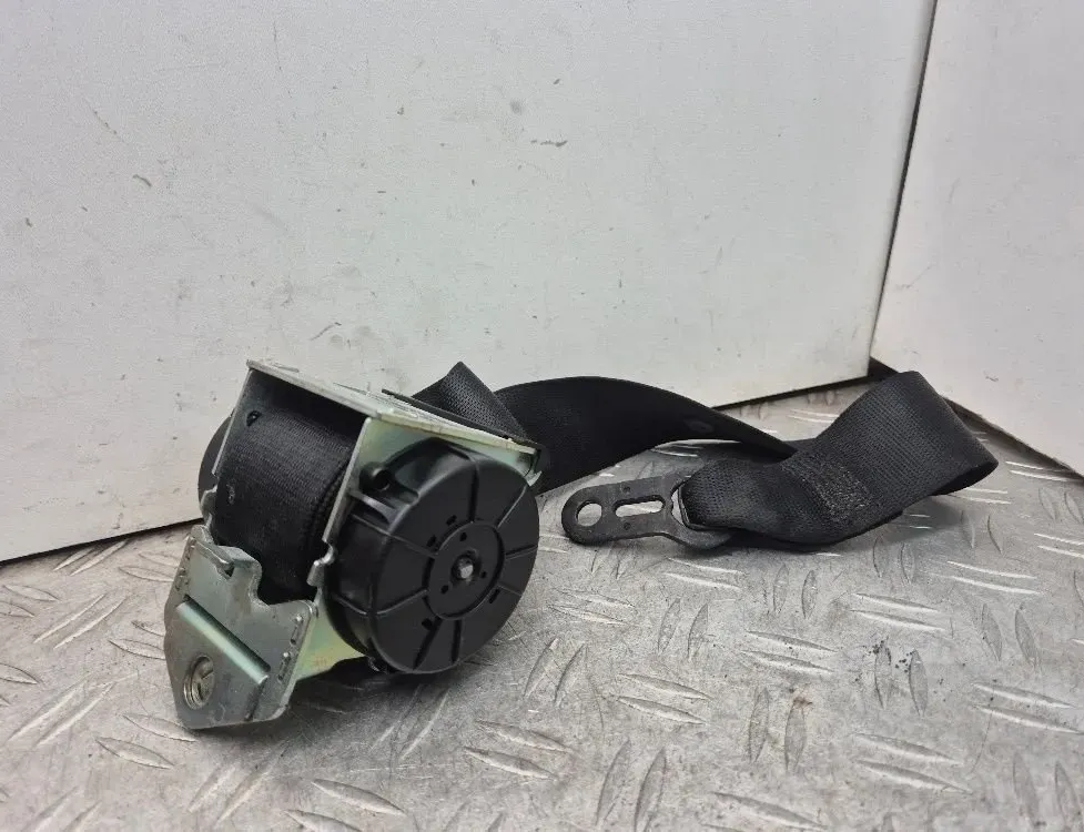 BMW X1 E84 (2009-2015) Rear Left Seatbelt 607051100D,2991295 31973961