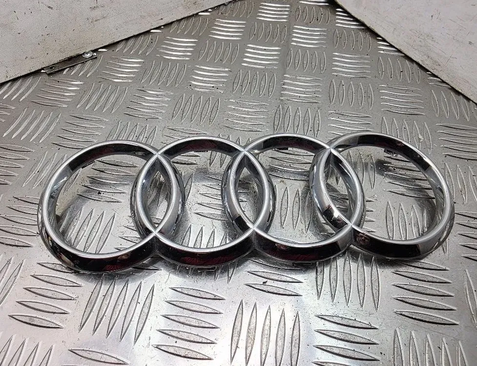 AUDI A4 B8/8K (2011-2016) Car manufacturer's badge 8T0853605 33888164