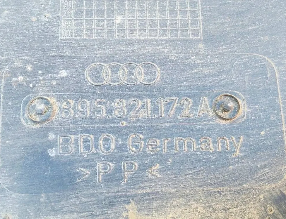 AUDI 80 B3 (1986-1992) Передний правый подкрылок 895821172A 36196129