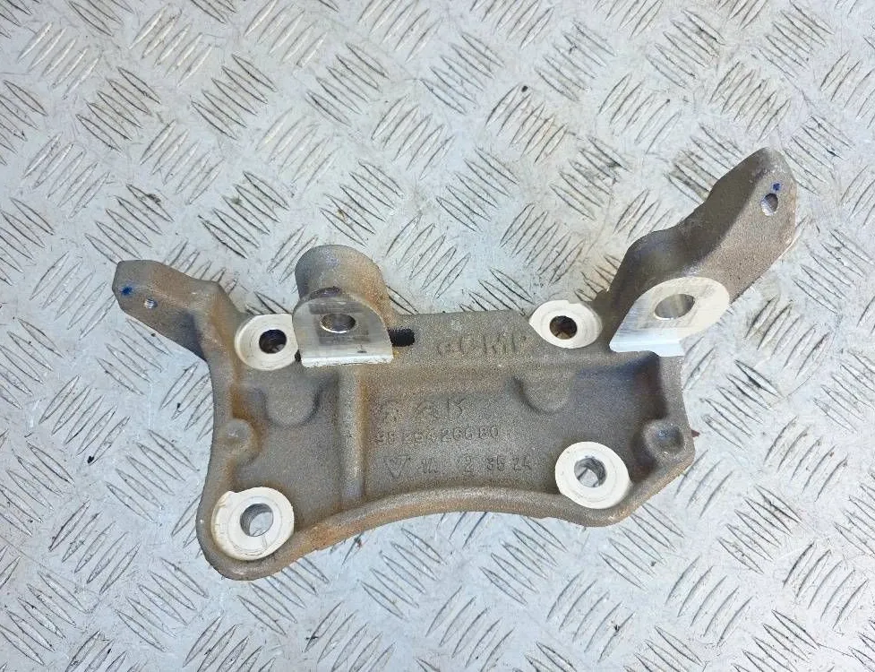 OPEL Mokka Left Side Engine Bracket 9826426680 36195852