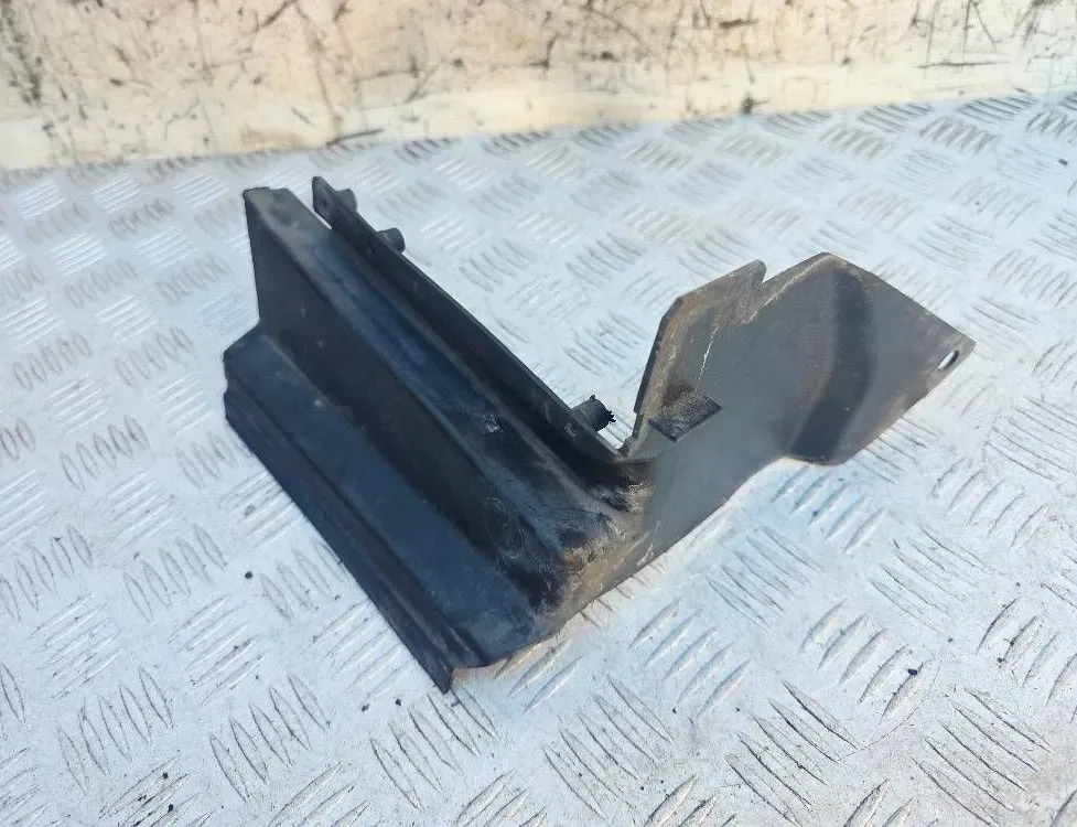 AUDI 80 B3 (1986-1992) Other Engine Compartment Parts 8A0915437 36196123