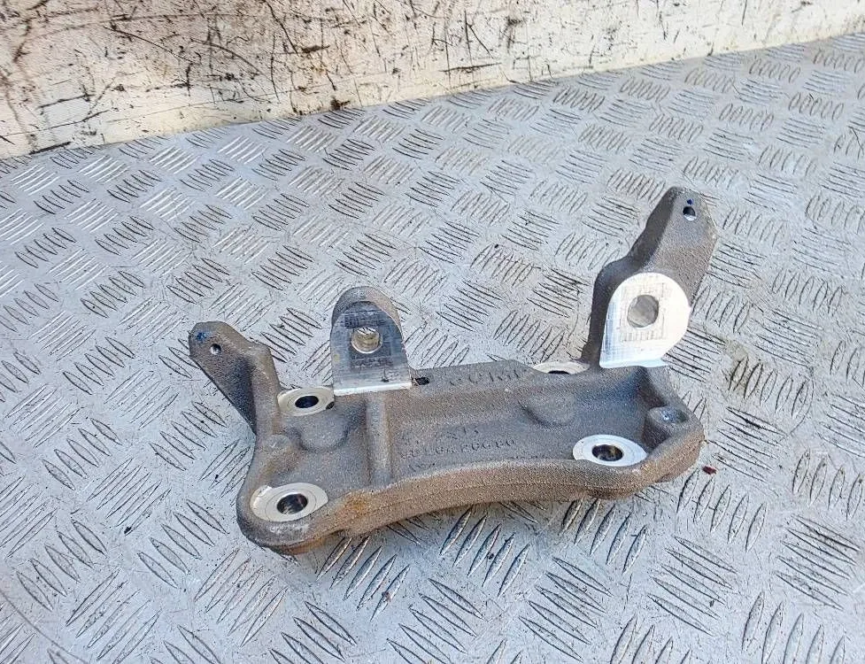 OPEL Mokka Left Side Engine Bracket 9826426680 36195852