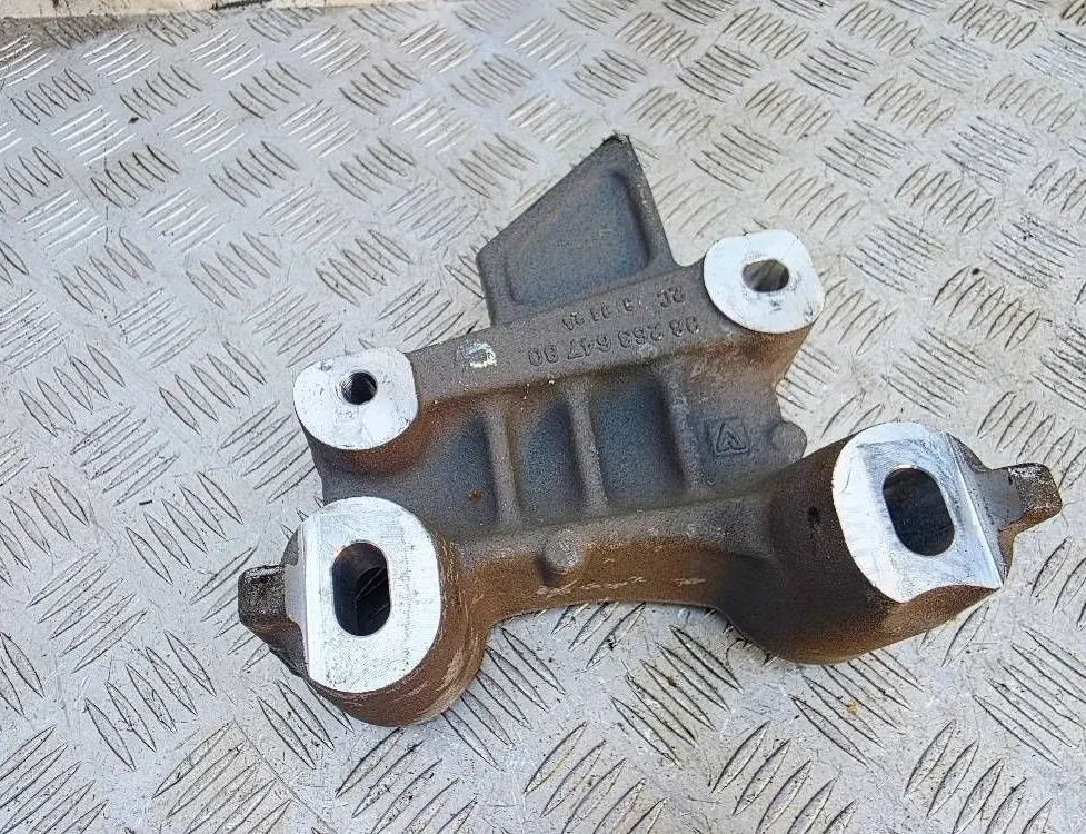 OPEL Mokka Left Side Engine Bracket 9826364780 36106707