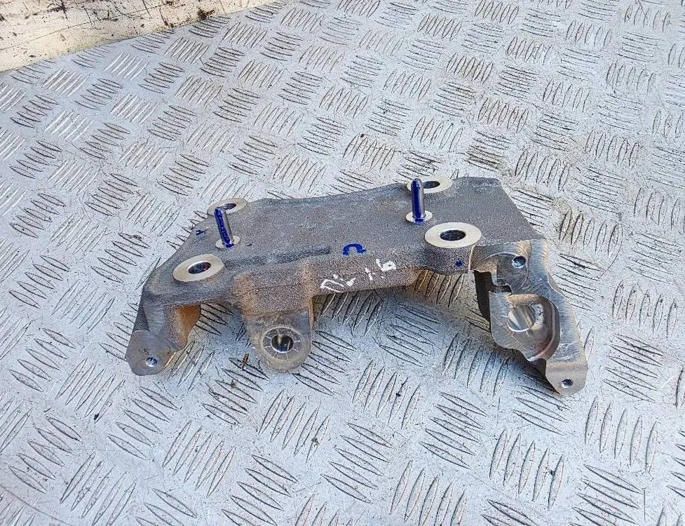 OPEL Mokka Left Side Engine Bracket 9826426680 36195852