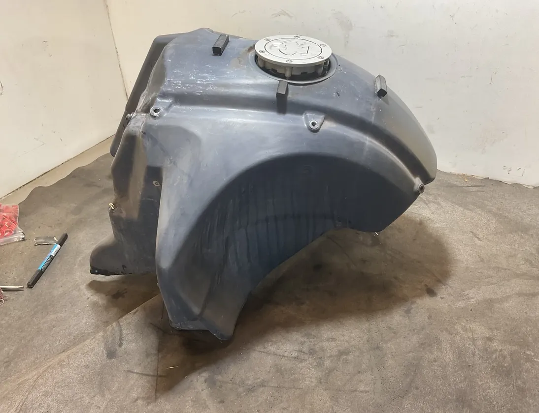 BMW R 1100 (2013-2019) Petrol fuel tank 16112313662A 25771589