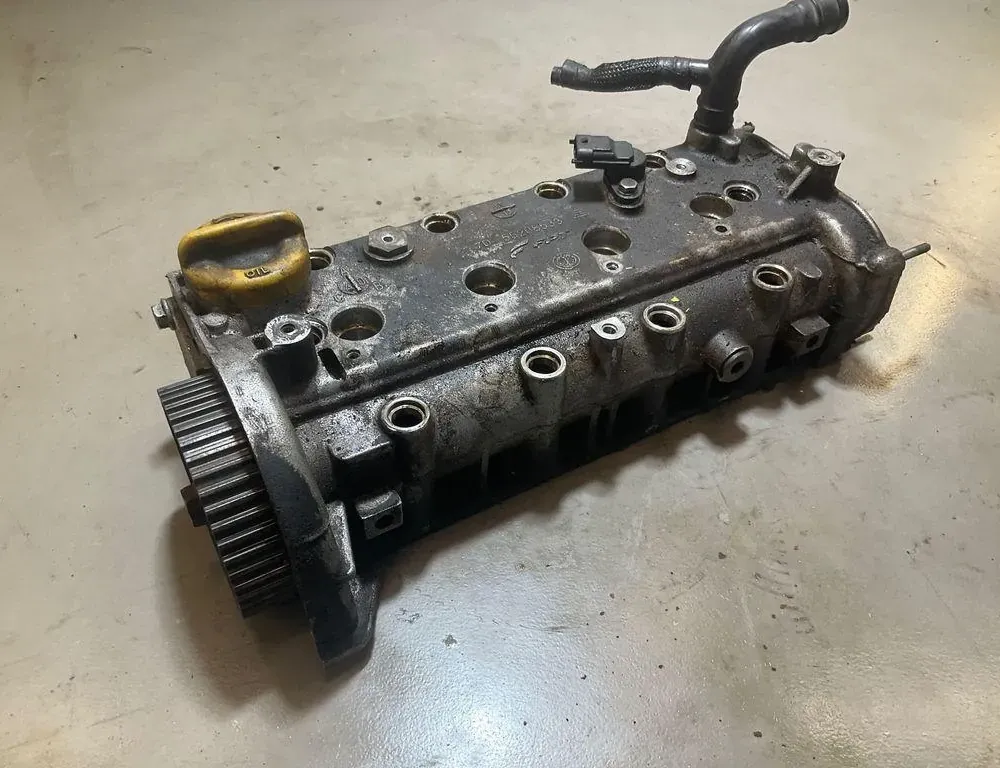 FIAT Doblo 2 generation (2009-2024) Engine Cylinder Head 55208533 33805881