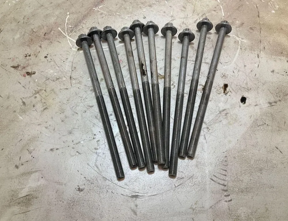 MERCEDES-BENZ Sprinter 2 generation (906) (2006-2018) Engine Screws 33806033