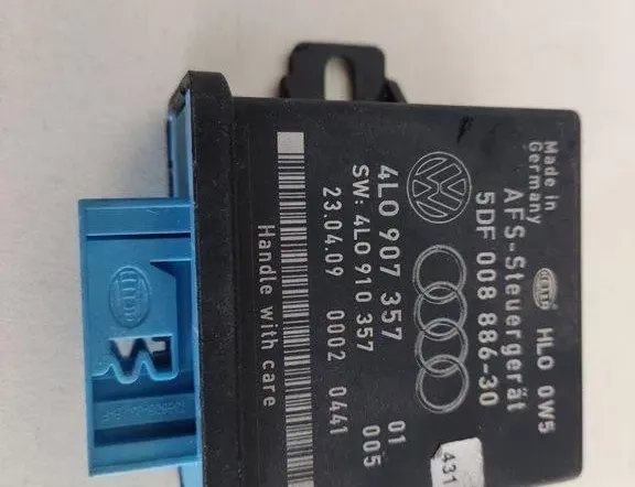 AUDI A8 D2/4D (1994-2002) Headlight Control Unit 4L0907357 31418364