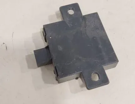 AUDI A8 D2/4D (1994-2002) Alarm Signal Control Unit 4E0907719 31424070