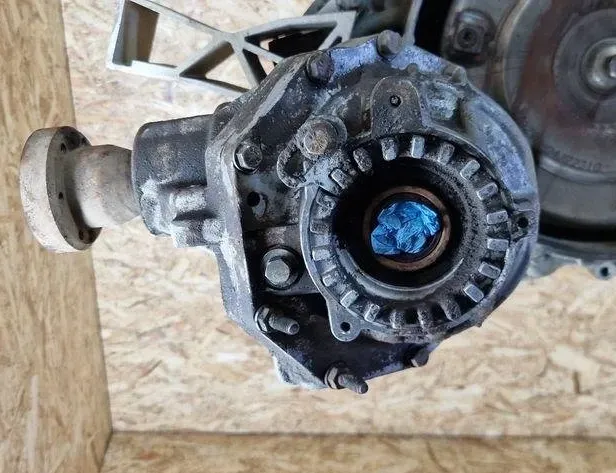 VOLVO XC70 2 generation (2000-2007) Gearbox 30681173 32000368