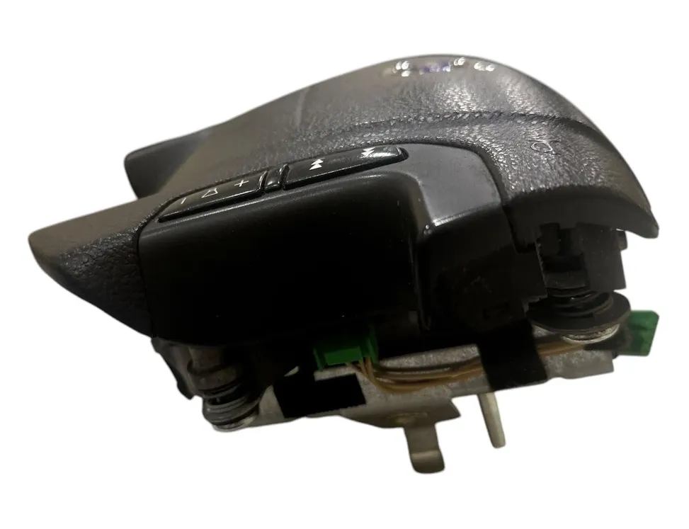 VOLVO V70 2 generation (2000-2008) Подушка безопасности руля 30754313 29972182