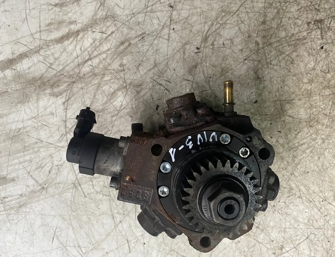 OPEL Vivaro B (2014-2019) Топливный насос 167008960R 32979438