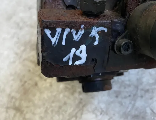 OPEL Vivaro B (2014-2019) Топливный насос 0445010404 33005877