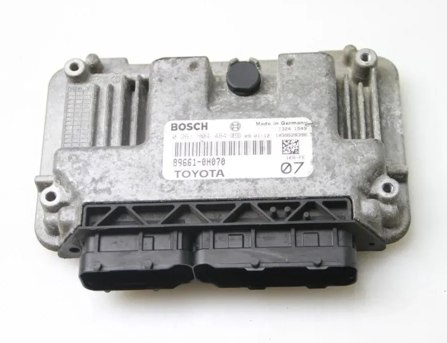 TOYOTA Aygo 1 generation (2005-2014) Engine Control Unit ECU 896610H070 27317239