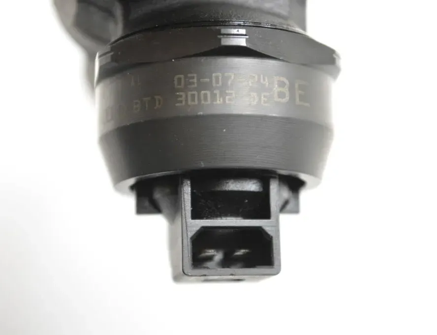 VOLKSWAGEN Passat B5 (1996-2005) Fuel Injector 038130073AL 36191126