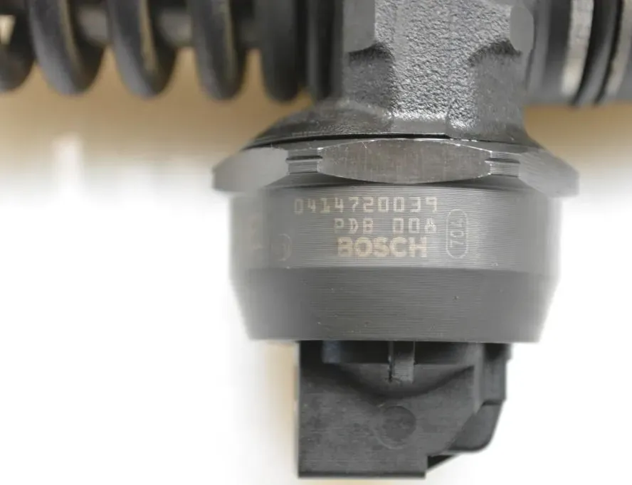 VOLKSWAGEN Passat B5 (1996-2005) Fuel Injector 038130073AL 36191126