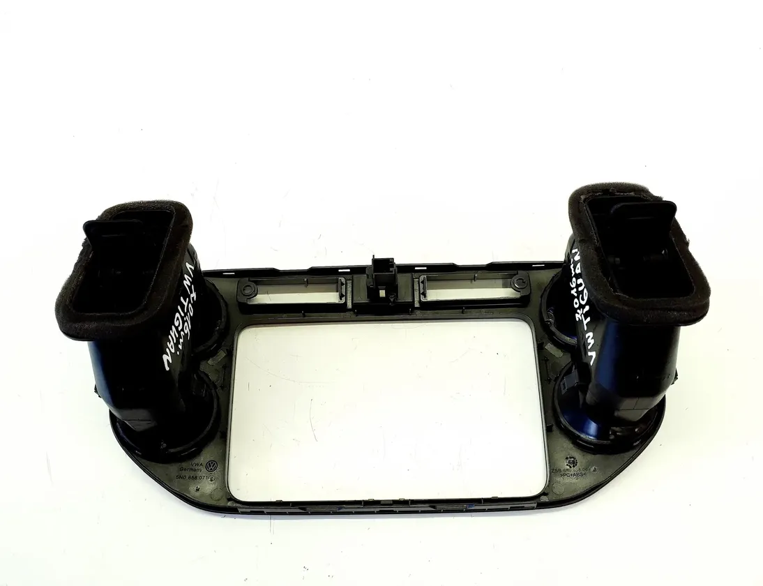 VOLKSWAGEN Tiguan 2 generation (2016-2024) Dashboard Air Vents 5N0858071E,5M0819357 31467393