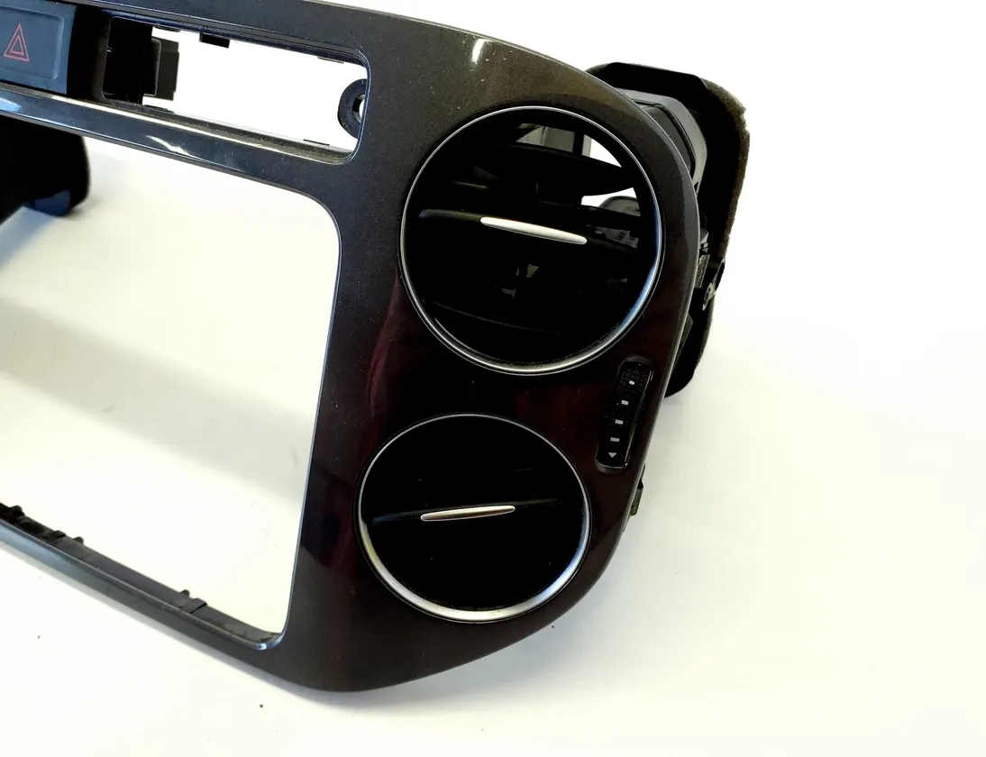 VOLKSWAGEN Tiguan 2 generation (2016-2024) Dashboard Air Vents 5N0858071E,5M0819357 31467393