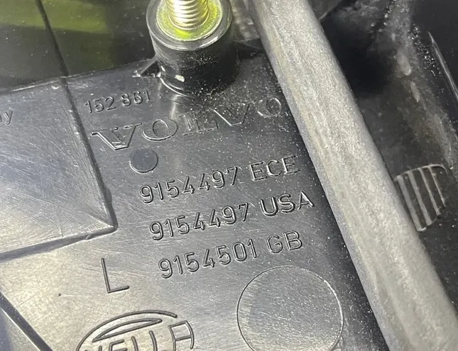 VOLVO V70 2 generation (2000-2008) Rear Left Taillight 9154501,9154497 28354615