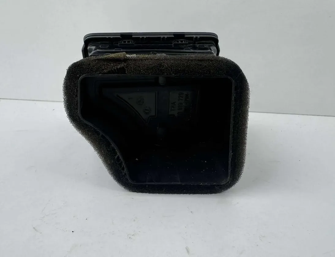 VOLKSWAGEN Golf 5 generation (2003-2009) Dashboard Air Vents 1K0819710 31975819