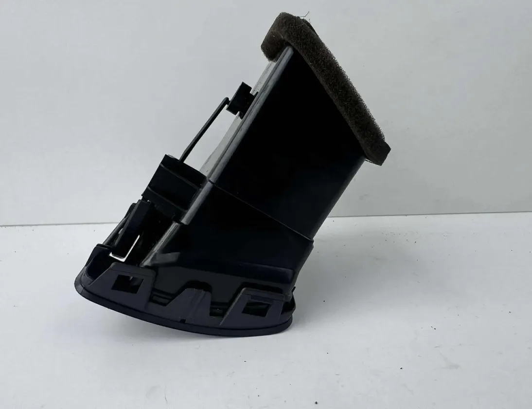VOLKSWAGEN Golf 5 generation (2003-2009) Dashboard Air Vents 1K0819710 31975819
