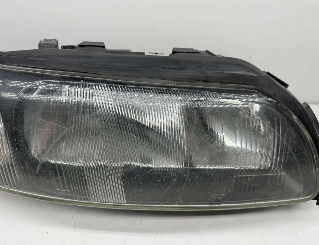 VOLVO V70 2 generation (2000-2008) Front Right Headlight 8620687,89004806 33579751