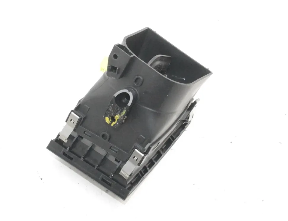 VOLKSWAGEN Touareg 2 generation (2010-2018) Dashboard Air Vents 7L6819704K 31972870